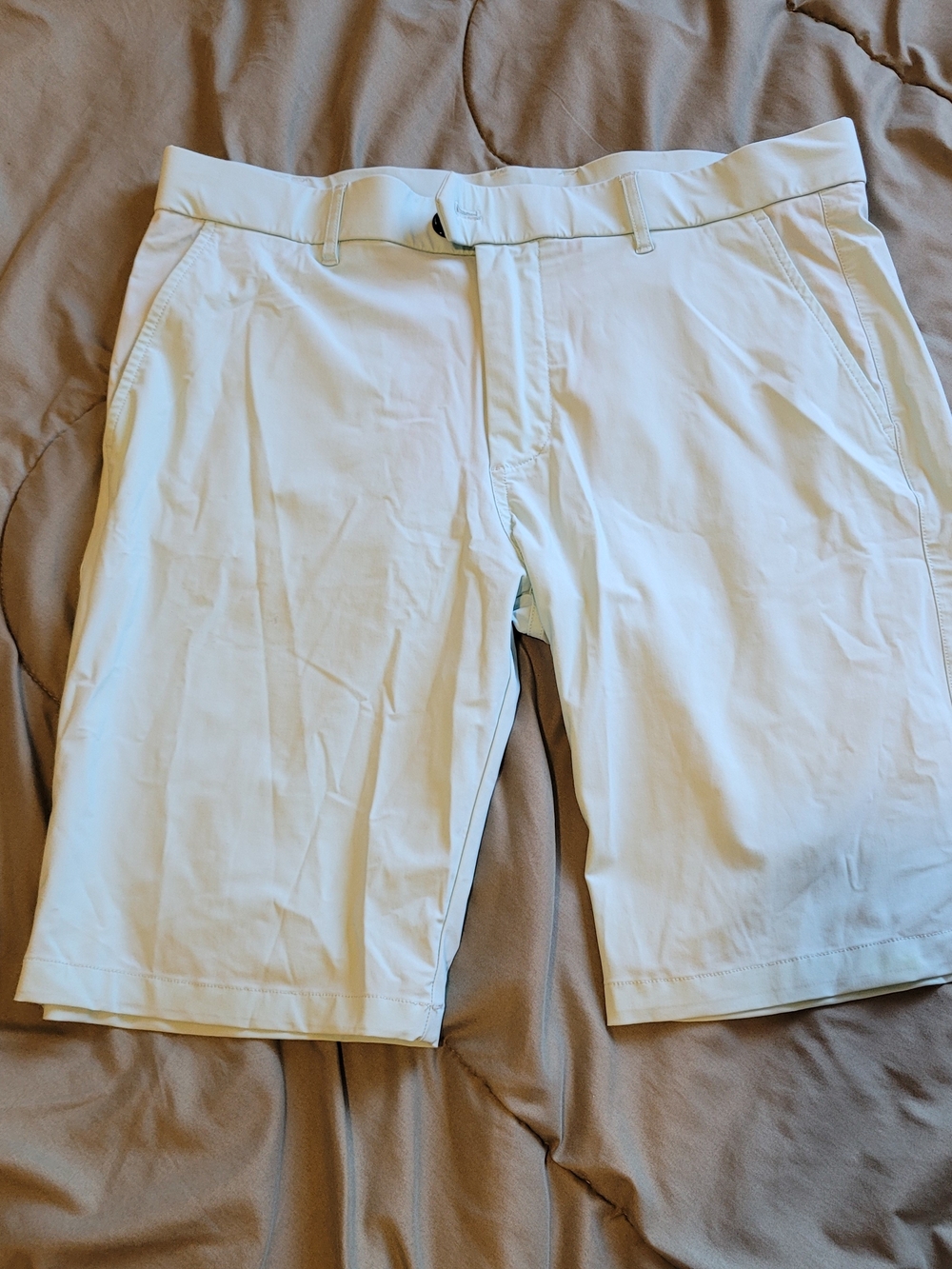 Greyson Pale Blue White Flat-Front Golf Sports Performance Shorts Quiet Luxury